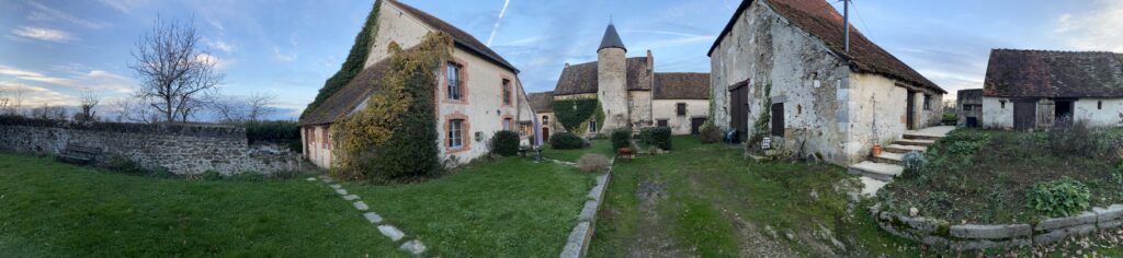 Unser erster Housesit in einem Chateau in Frankreich war etwas ganz Besonderes.